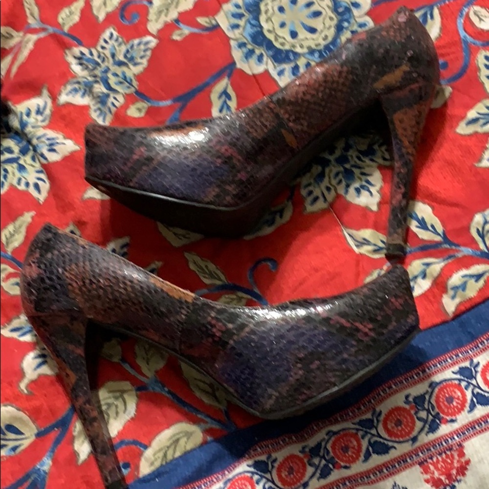 Heels different colors